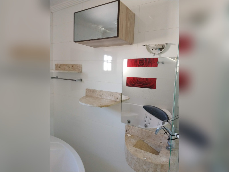 Casa à venda Itaquera com 230m² e 3 quartos por R$ 820.000 - 1000203109.jpg