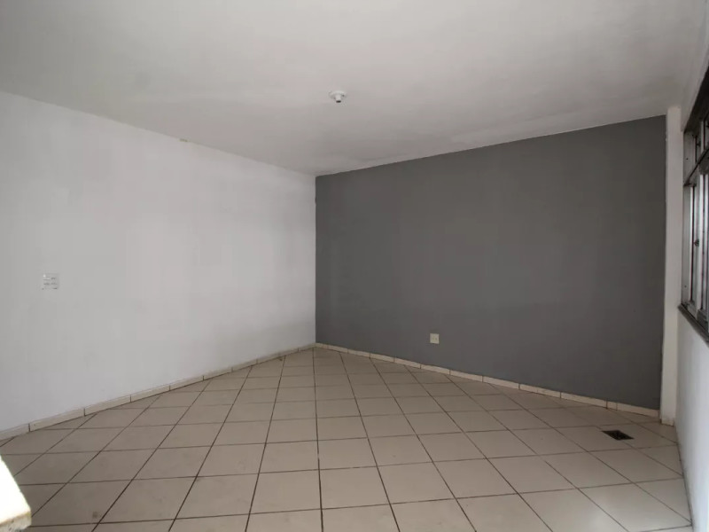 Casa de condomínio à venda Pechincha com 249m² e 3 quartos por R$ 630.000 - quarto-fundos-3.jpg