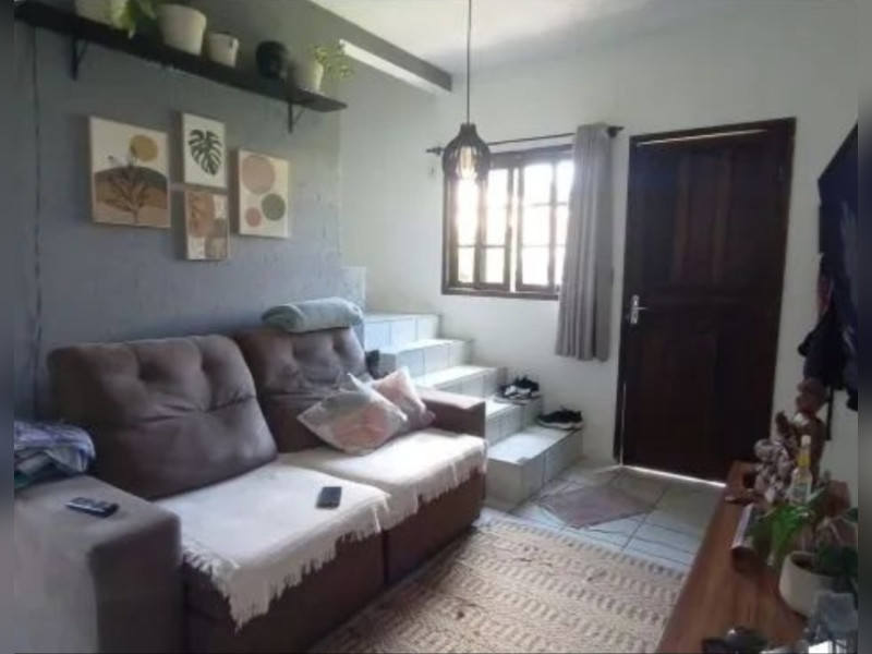 Casa à venda Barra da Lagoa com 500m² e 5 quartos por R$ 1.800.000 - screenshot-20260331-133845-gallery.jpg