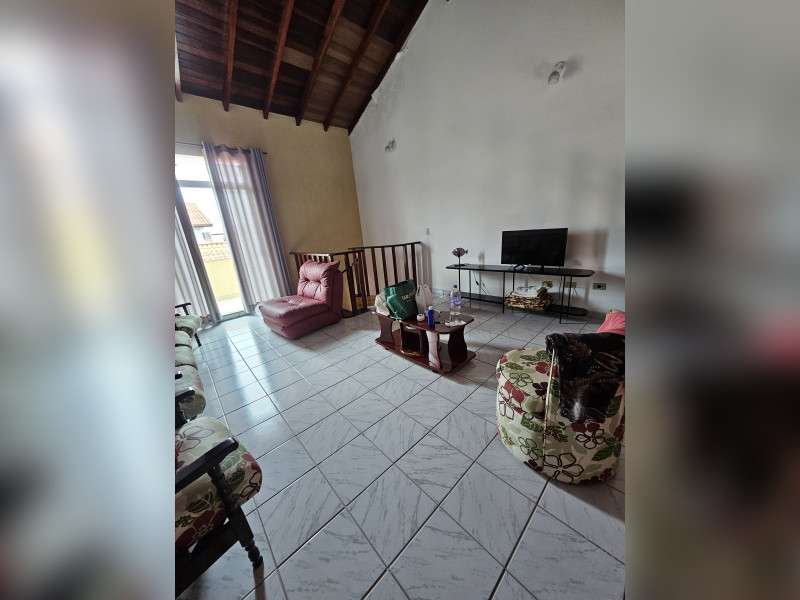 Casa à venda Bal Casa Branca com 187m² e 3 quartos por R$ 680.000 - 20250315-103253.jpg