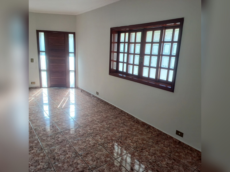 Casa à venda Residencial Corrocher com 379m² e 3 quartos por R$ 650.000 - 1000027146.jpg