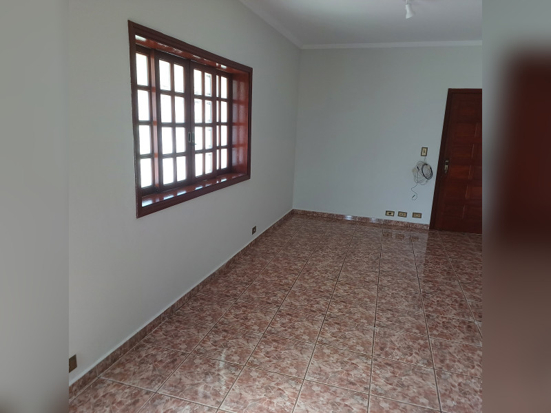 Casa à venda Residencial Corrocher com 379m² e 3 quartos por R$ 650.000 - 1000027148.jpg