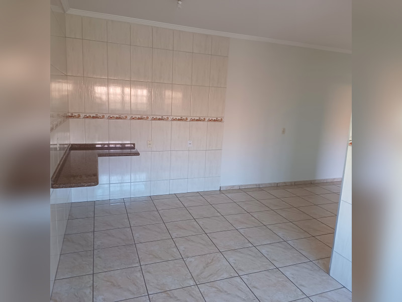 Casa à venda Residencial Corrocher com 379m² e 3 quartos por R$ 650.000 - 1000027168.jpg