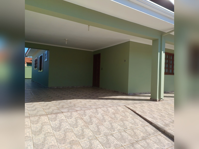 Casa à venda Residencial Corrocher com 379m² e 3 quartos por R$ 650.000 - 1000027178.jpg