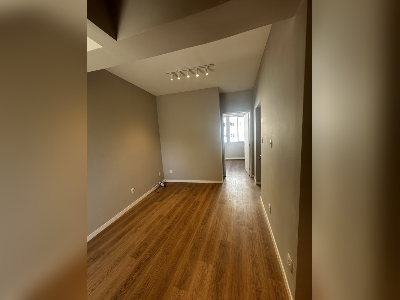 Apartamento à venda Centro com 58m² e 2 quartos por R$ 550.000 - img-1426.jpeg
