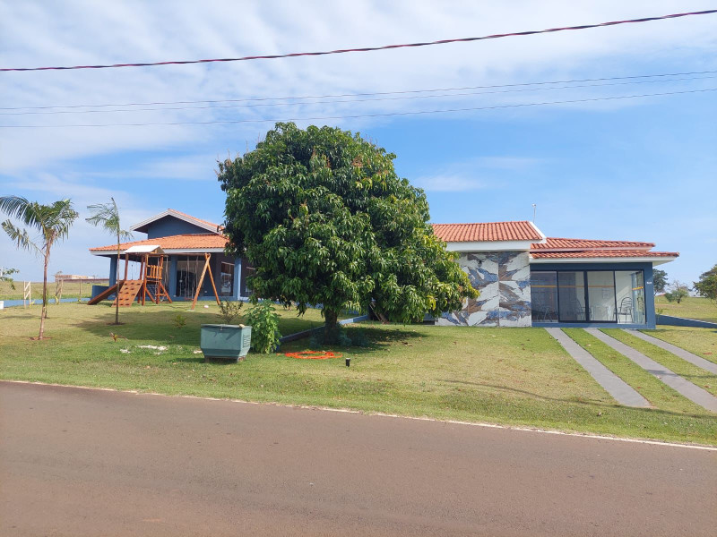 Casa de condomínio à venda Terras de Santa Cristina XIII Setor Marina com 900m² e 3 quartos por R$ 990.000 - whatsapp-image-2024-09-26-at-143400-1.jpeg