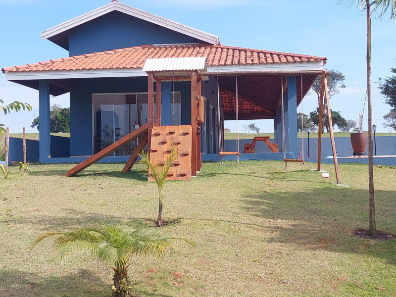 Casa de condomínio à venda Terras de Santa Cristina XIII Setor Marina com 900m² e 3 quartos por R$ 990.000 - whatsapp-image-2024-09-26-at-143400.jpeg