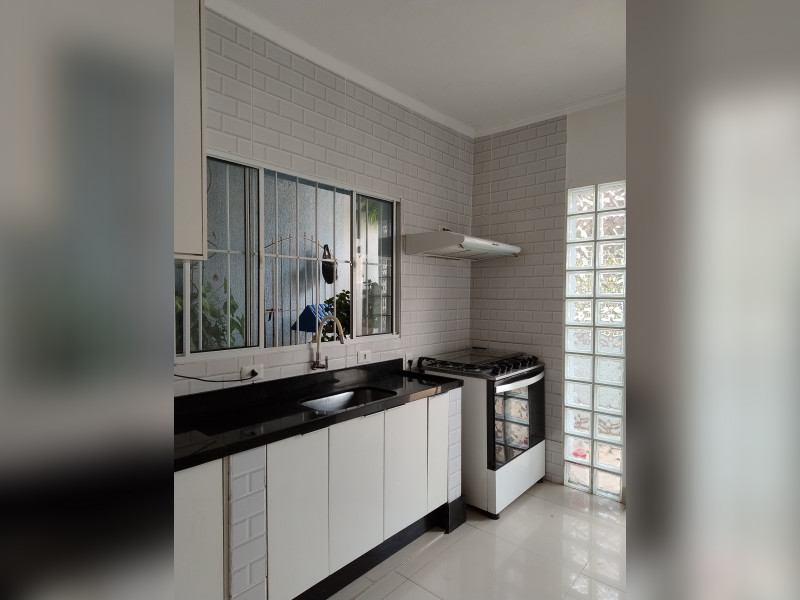 Casa à venda Parque Santana com 17852m² e 2 quartos por R$ 800.000 - 16-cozinha1.jpg