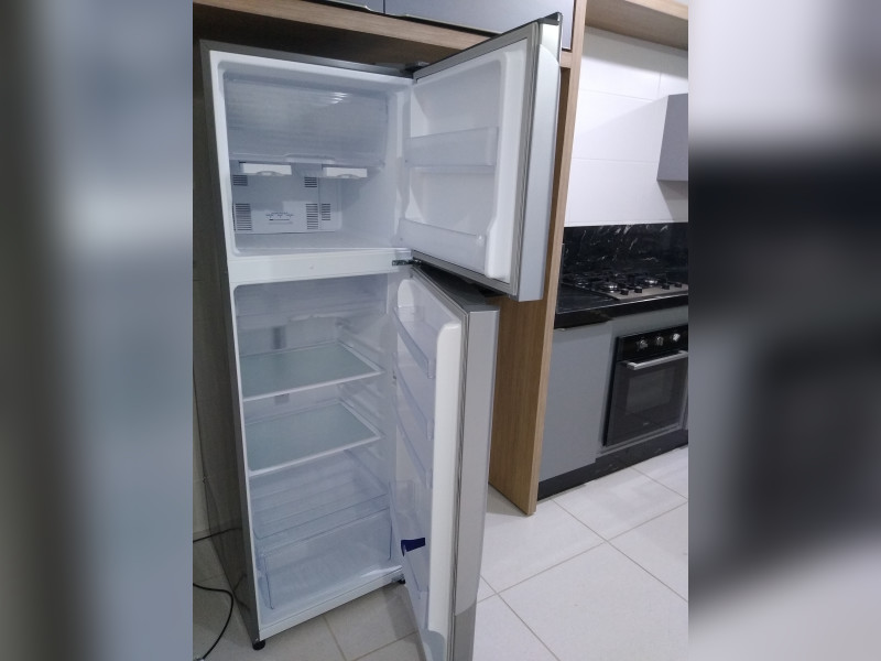 Apartamento à venda Santinho com 79m² e 2 quartos por R$ 630.000 - img-20240601-183609315-mp.jpg