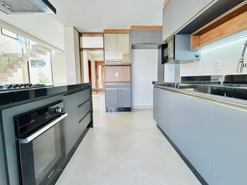 Casa de condomínio à venda Cajuru do Sul com 211m² e 3 quartos por R$ 1.539.000 - 356a1dde-9be0-4892-8cdb-829a04095230.jpeg