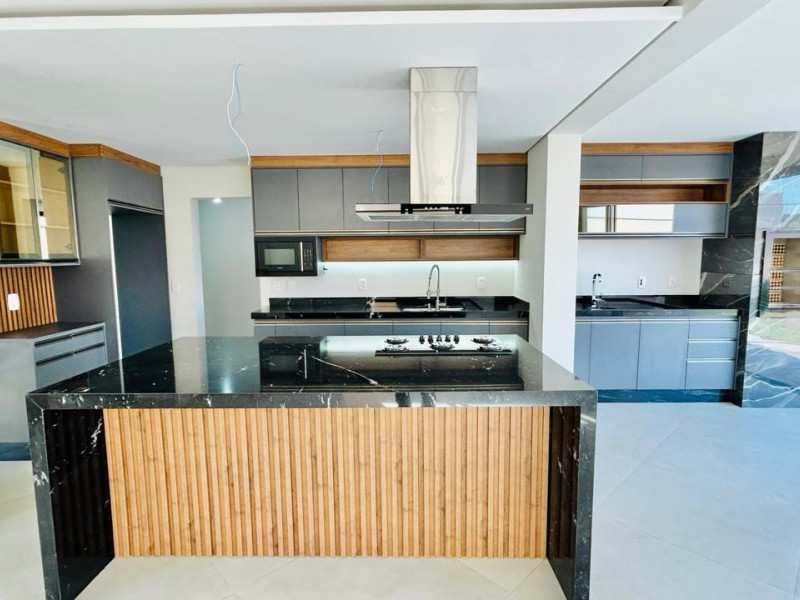 Casa de condomínio à venda Cajuru do Sul com 211m² e 3 quartos por R$ 1.539.000 - 5490b29e-81c6-4737-b1b1-da026804c66d.jpeg