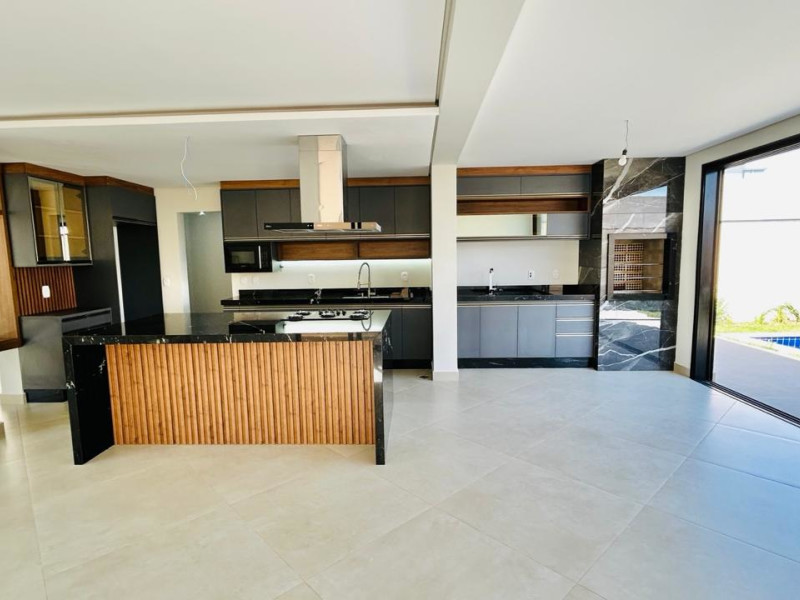 Casa de condomínio à venda Cajuru do Sul com 211m² e 3 quartos por R$ 1.539.000 - e46db697-de6d-41f8-8f41-0c61abc50acd.jpeg