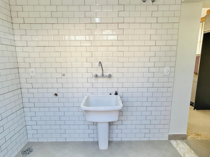 Casa de condomínio à venda Cajuru do Sul com 211m² e 3 quartos por R$ 1.539.000 - e718e69f-6bce-476d-9d24-c6c4c2e9c337.jpeg