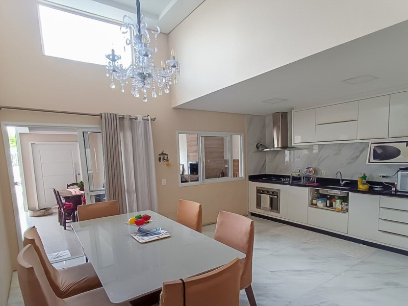 Casa à venda Weissópolis com 216m² e 4 quartos por R$ 720.000 - 15.jpg