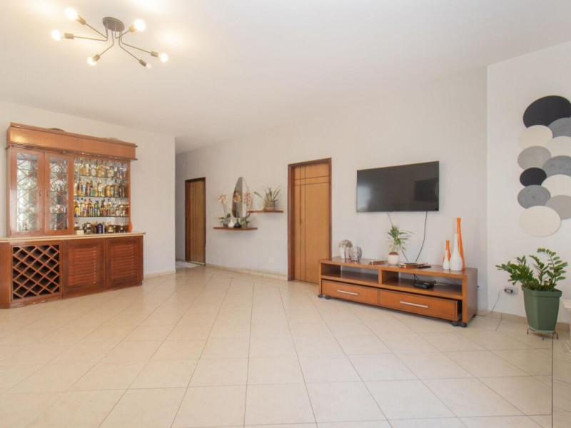 Casa à venda Pedreira com 477m² e 3 quartos por R$ 990.000 - img-20250813-wa0074.jpg