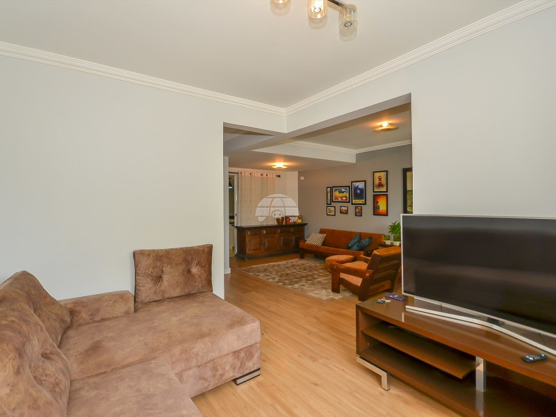 Casa à venda Pilarzinho com 198m² e 3 quartos por R$ 790.000 - 38-15-1-1630x1080.jpg