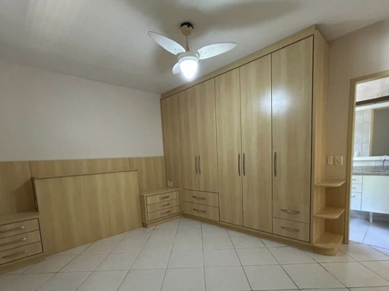 Casa à venda Carianos com 118m² e 3 quartos por R$ 1.050.000 - img-5895.jpeg