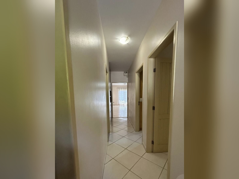 Casa à venda Carianos com 118m² e 3 quartos por R$ 1.050.000 - img-5896.jpeg