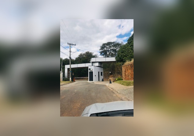 imóvel com 1550m²