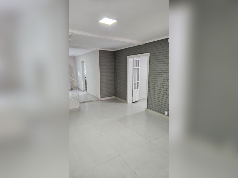 Casa à venda Jardim Satélite com 19967m² e 3 quartos por R$ 850.000 - whatsapp-image-2025-07-21-at-175437-23.jpeg