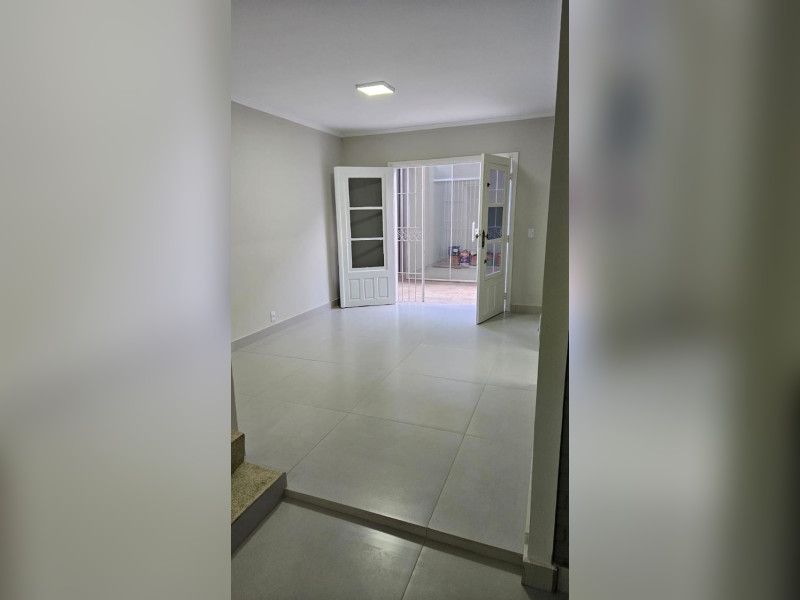 Casa à venda Jardim Satélite com 19967m² e 3 quartos por R$ 850.000 - whatsapp-image-2025-07-21-at-175437-7.jpeg