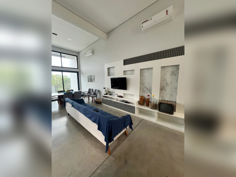 Casa de condomínio à venda Village Ipanema I com 326m² e 3 quartos por R$ 2.200.000 - whatsapp-image-2025-05-22-at-114427-1.jpeg