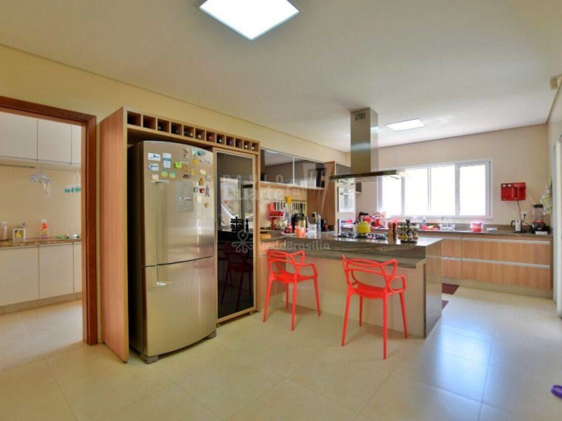 Casa de condomínio à venda Setor Habitacional Tororó (Jardim Botânico) com 372m² e 5 quartos por R$ 2.100.000 - 56e17c0b-0145-403a-8338-710169de6c2c-1-all-28836.jpg