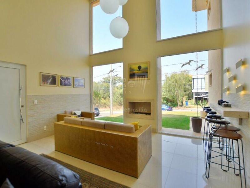 Casa de condomínio à venda Setor Habitacional Tororó (Jardim Botânico) com 372m² e 5 quartos por R$ 2.100.000 - 56e17c0b-0145-403a-8338-710169de6c2c-1-all-28841.jpg