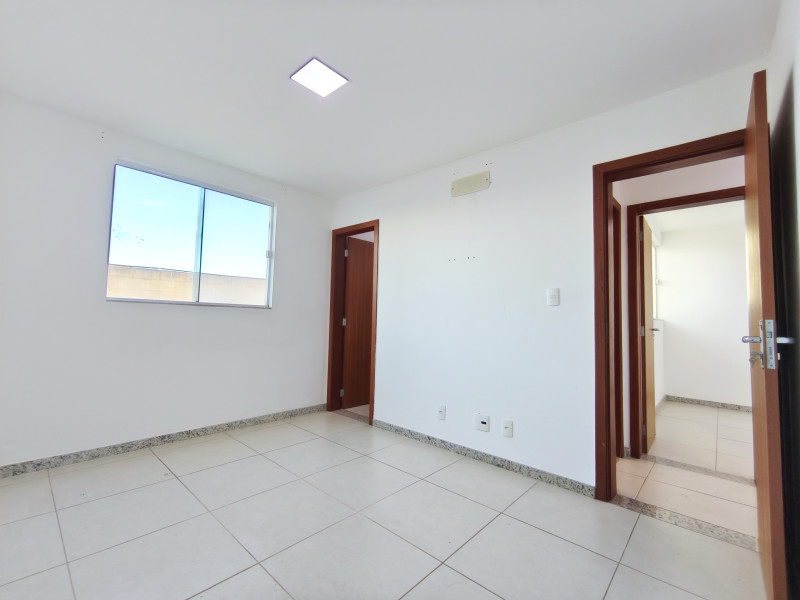 Apartamento à venda Planalto com 89m² e 3 quartos por R$ 320.000 - 1000055636.jpg