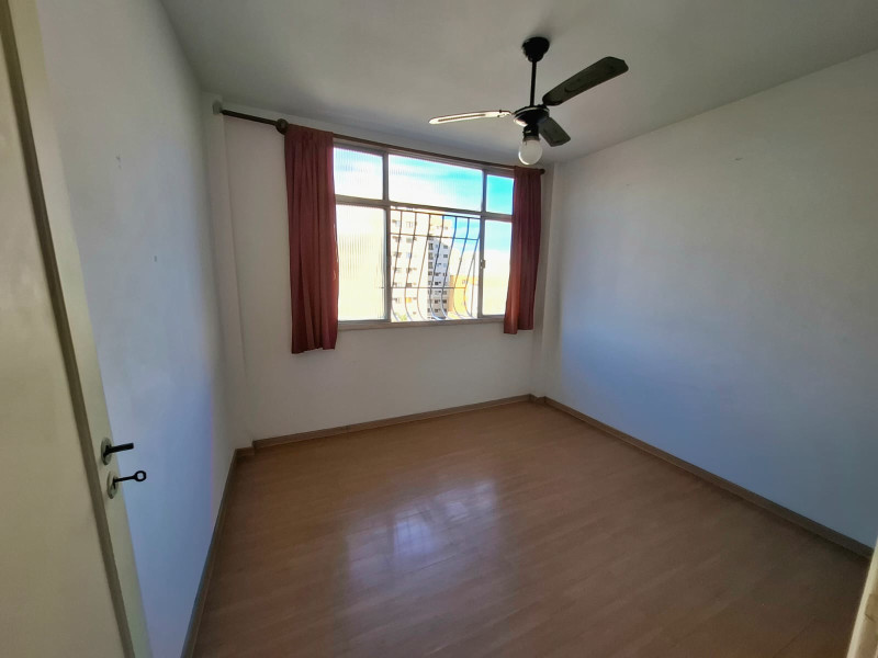 Apartamento à venda Centro com 60m² e 2 quartos por R$ 220.000 - img-20250516-wa0029.jpg