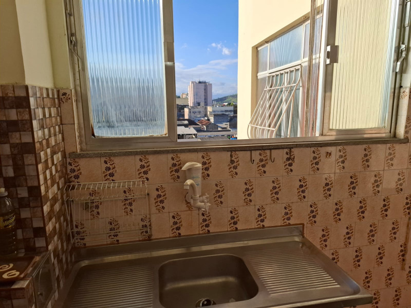 Apartamento à venda Centro com 60m² e 2 quartos por R$ 220.000 - img-20250516-wa0038.jpg