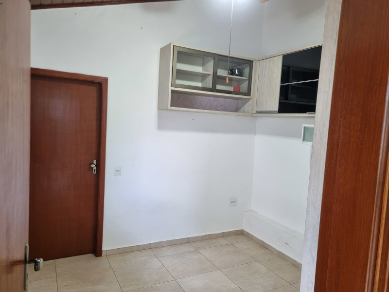 Casa à venda Jardim Maua II com 230m² e 4 quartos por R$ 990.000 - 20251101-121802.jpg