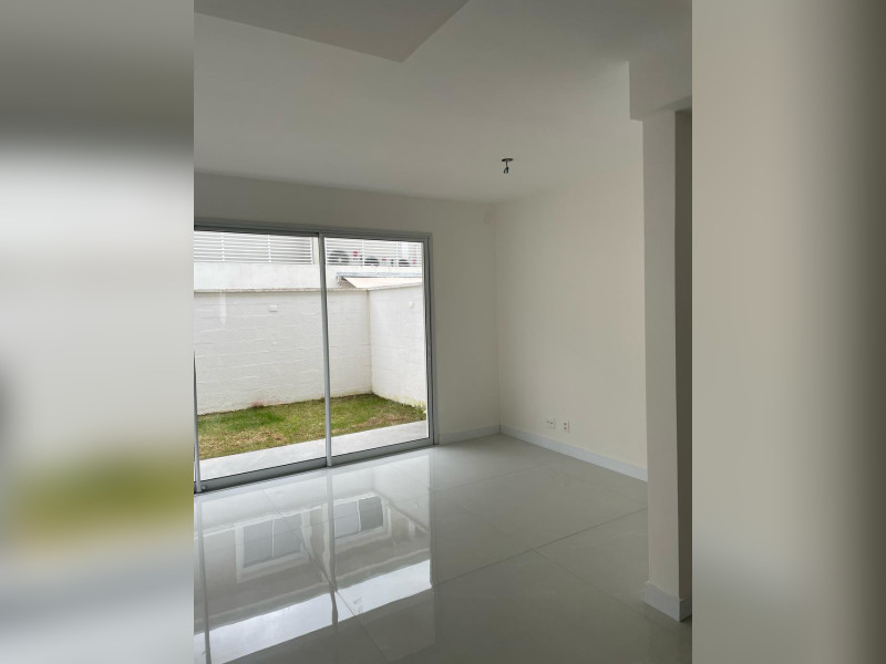 Casa de condomínio à venda Cézar de Souza com 117m² e 3 quartos por R$ 960.000 - img-20250429-wa00231.jpg