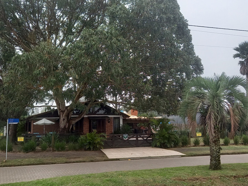 Casa à venda Xangri-Lá com 200m² e 3 quartos por R$ 850.000 - 20240727-135632.jpg