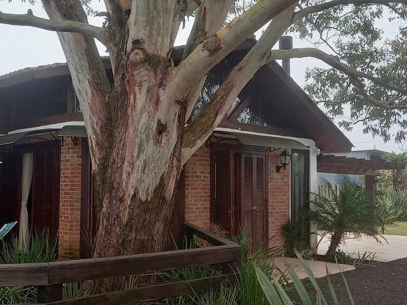 Casa à venda Xangri-Lá com 200m² e 3 quartos por R$ 850.000 - 20240727-140111.jpg