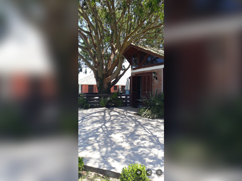 Casa à venda Xangri-Lá com 200m² e 3 quartos por R$ 850.000 - screenshot-20250609-213657-photos.jpg