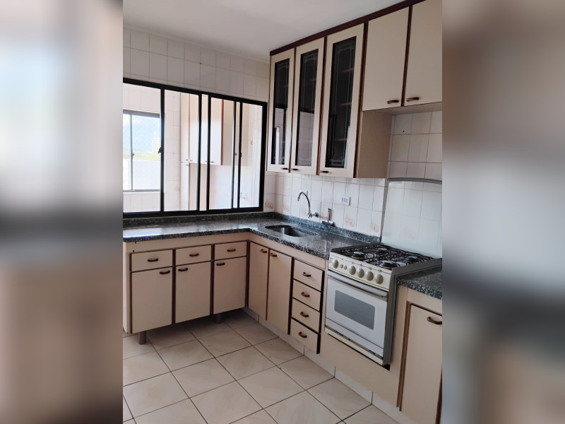 Apartamento para alugar Vl. Adyana com 84m² e 3 quartos por R$ 3.200 - whatsapp-image-2025-05-14-at-105904.jpeg