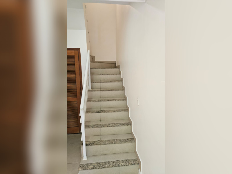 Casa de condomínio para alugar Bento Ribeiro com 102m² e 2 quartos por R$ 2.000 - img-20250610-wa0039.jpg
