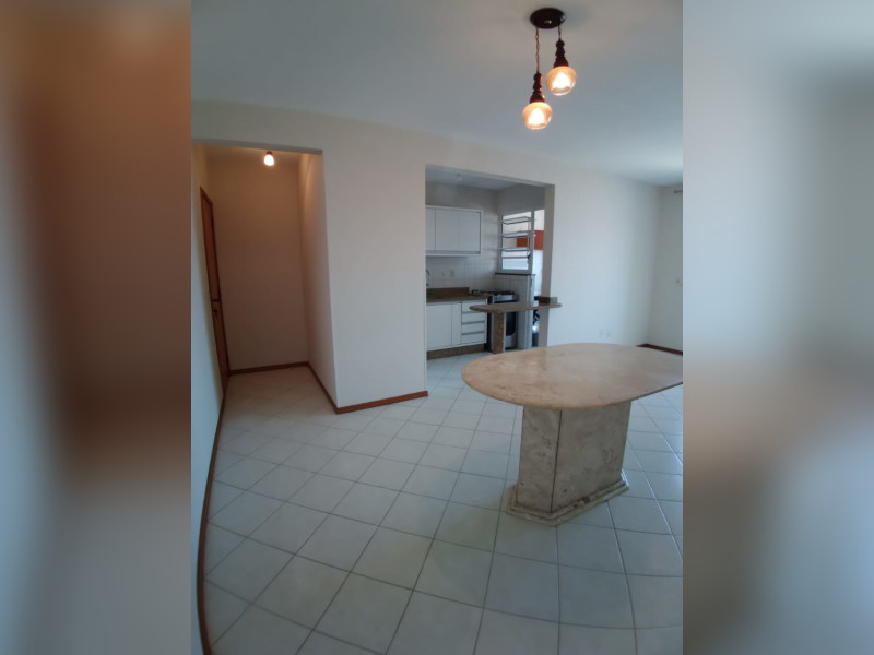 Apartamento à venda Barreiros com 74m² e 2 quartos por R$ 550.000 - imagem-do-whatsapp-de-2024-11-28-as-113704-dc9d43ae.jpg