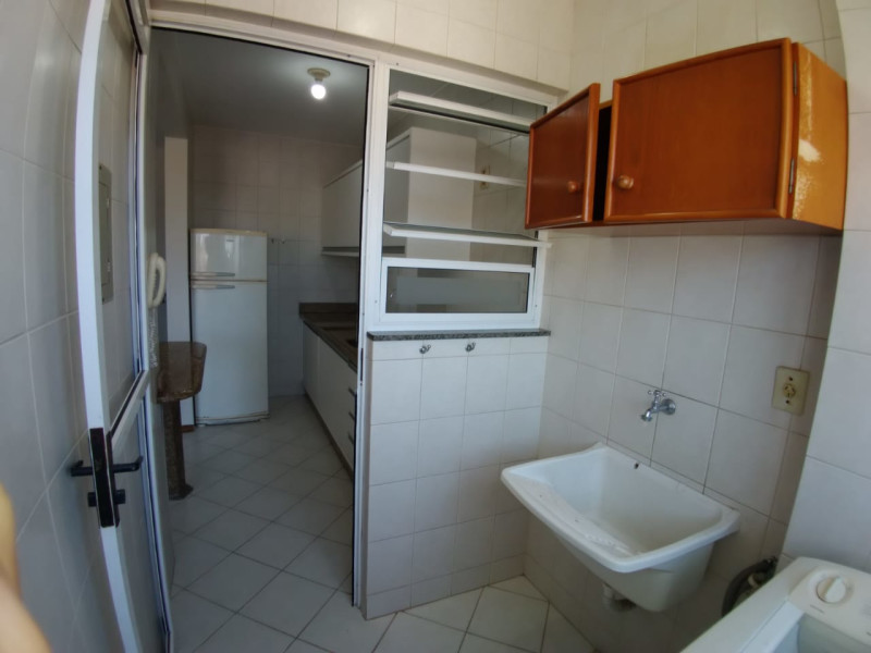 Apartamento à venda Barreiros com 74m² e 2 quartos por R$ 550.000 - imagem-do-whatsapp-de-2024-11-28-as-113705-055fc187.jpg