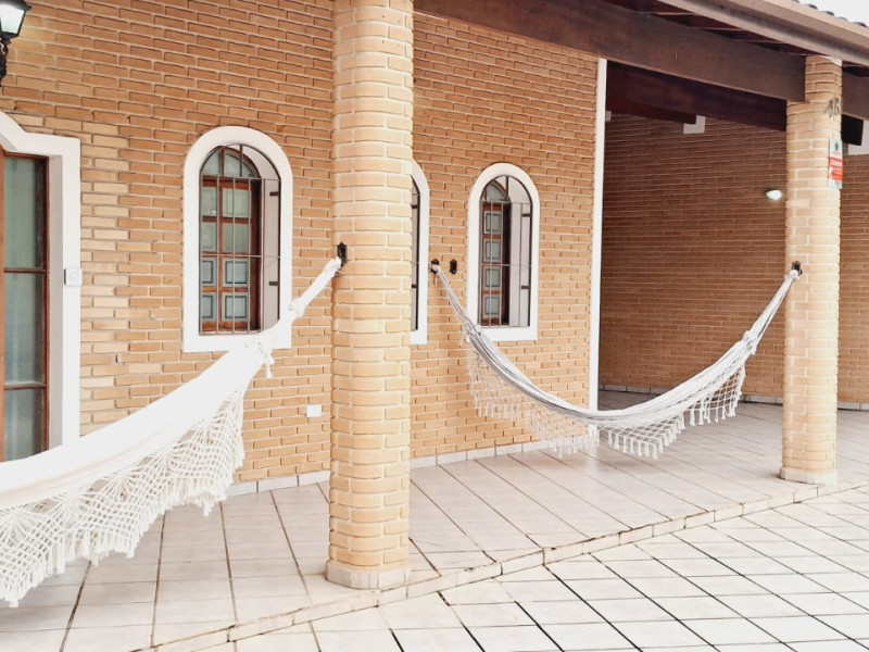 Casa à venda Centro com 212m² e 4 quartos por R$ 1.399.000 - img-20250615-wa0018.jpg