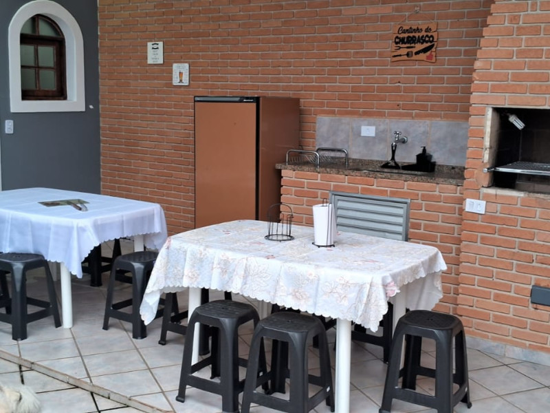 Casa à venda Centro com 212m² e 4 quartos por R$ 1.399.000 - img-20250615-wa0051.jpg