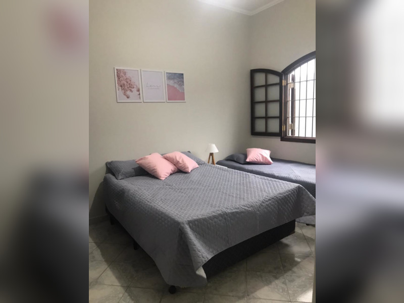 Casa à venda Centro com 212m² e 4 quartos por R$ 1.399.000 - img-20250615-wa0053.jpg