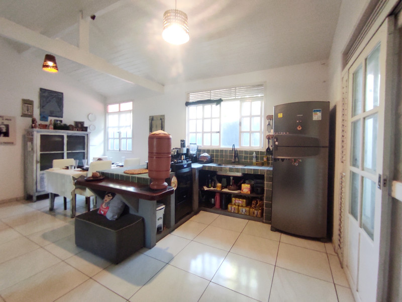 imóvel com 290m² - Centro - Tibau do Sul