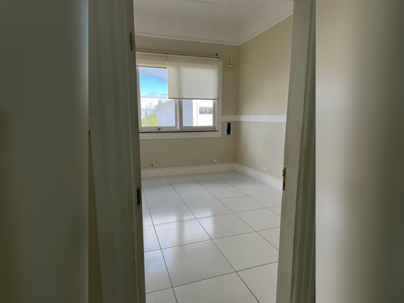 Comercial para alugar Bigorrilho com 30m² e 0 quartos por R$ 2.500 - 321c537f-fe33-4283-9c96-dc8e7780a24b.jpeg