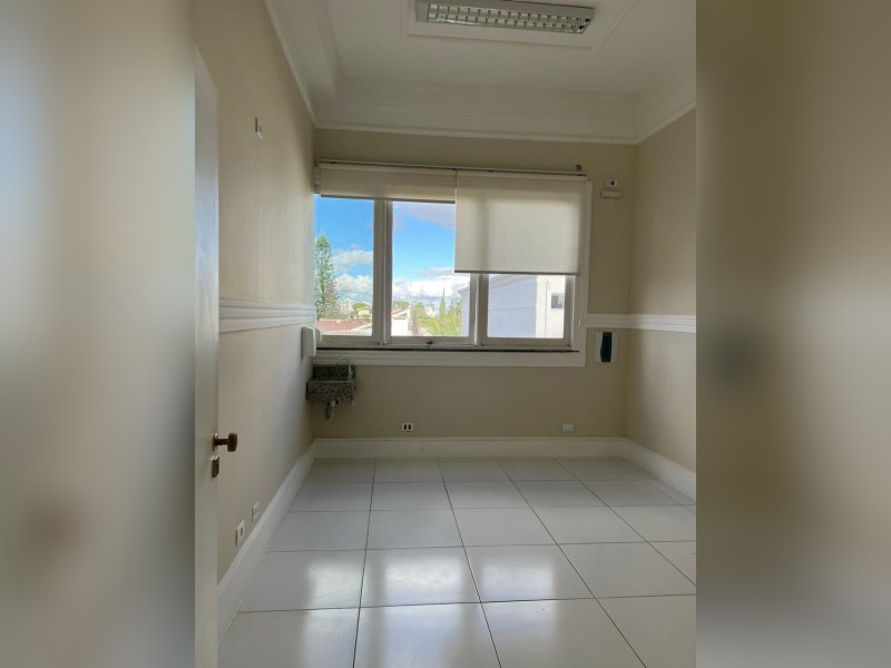 Comercial para alugar Bigorrilho com 30m² e 0 quartos por R$ 2.500 - 85f22a9d-bb51-4b79-8157-87ae8ea3f319.jpeg