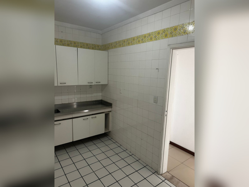 Apartamento à venda Politeama com 119m² e 3 quartos por R$ 300.000 - img-20250623-wa0013.jpg