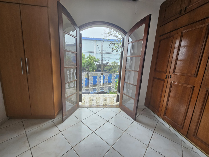 Casa à venda Tucuruvi com 270m² e 3 quartos por R$ 740.000 - 20250922-095614-original.jpeg