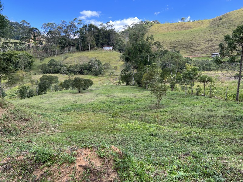 imóvel com 8700m² - Centro - Bocaina de Minas