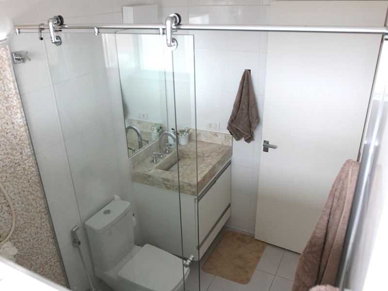 Apartamento à venda Mirandópolis com 83m² e 2 quartos por R$ 470.000 - 11-banheiro-02.jpg